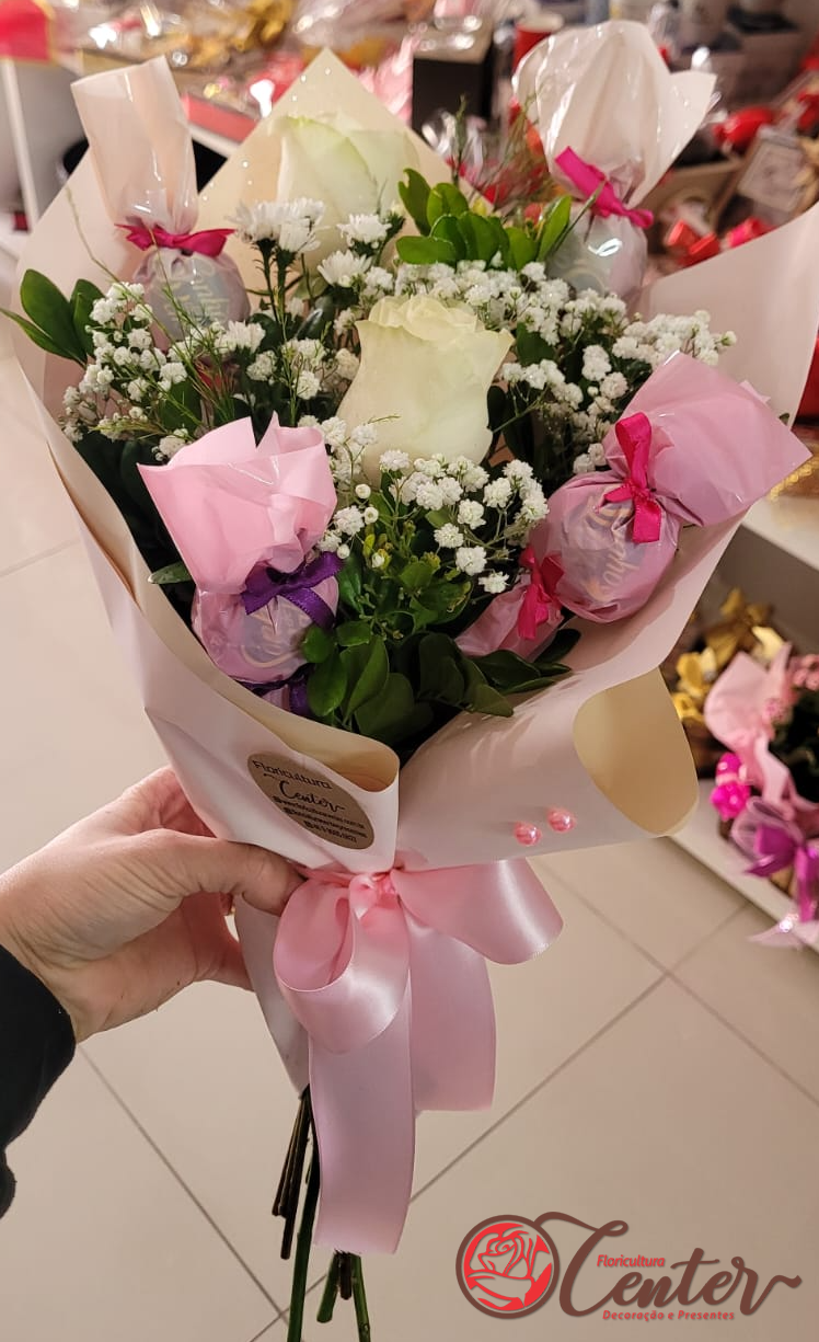 Buque de Rosas Brancas