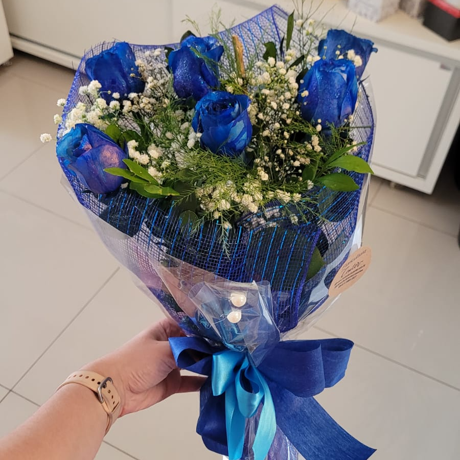 Buque de Rosas Azuis